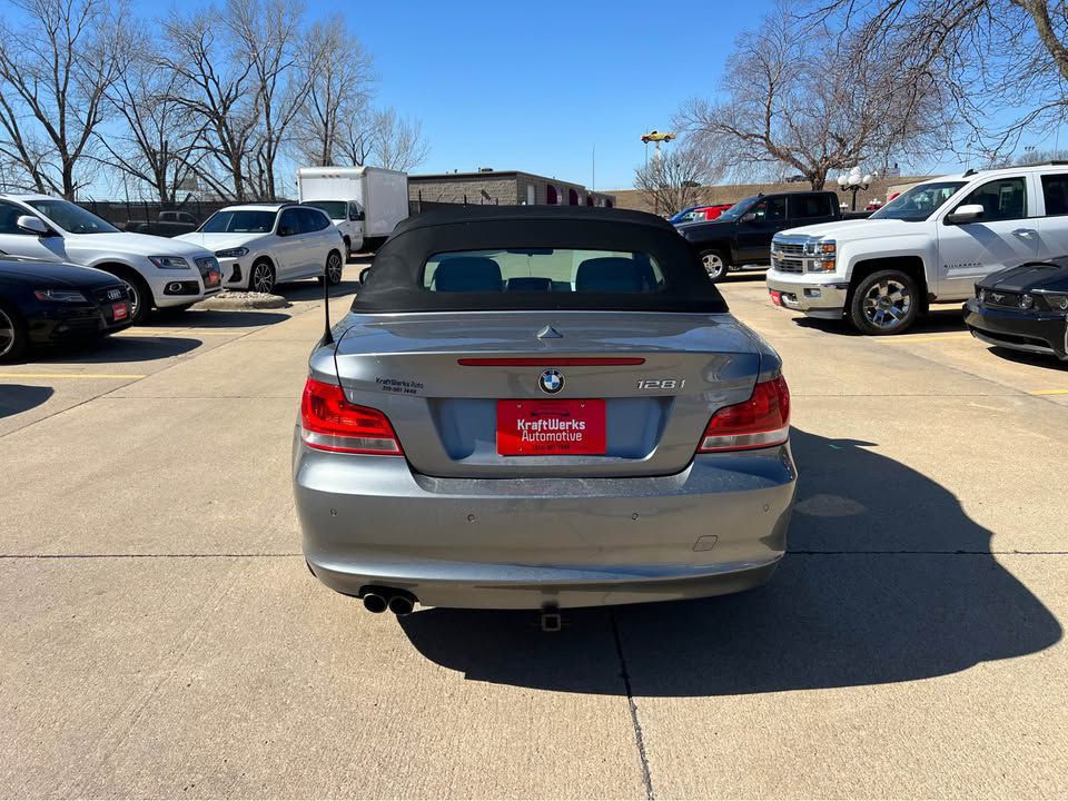 2013 BMW 1 Series Image 6