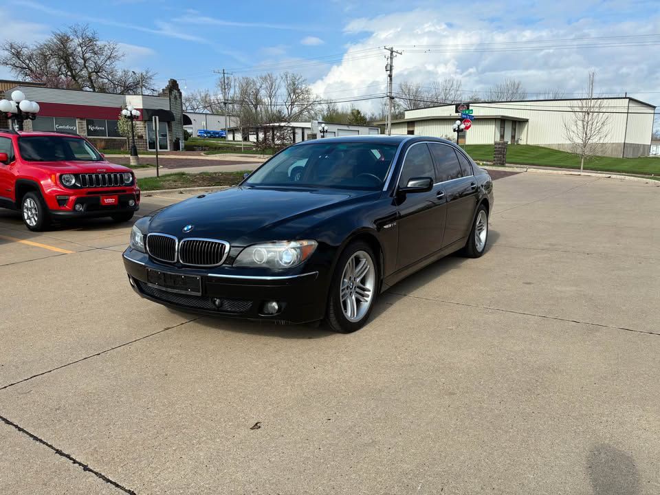 2008 BMW 7 Series Image 1