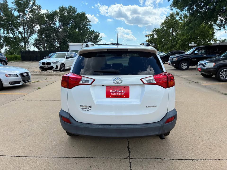 2014 Toyota Rav4 Image 5