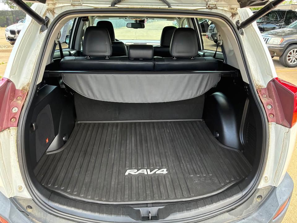 2014 Toyota Rav4 Image 10