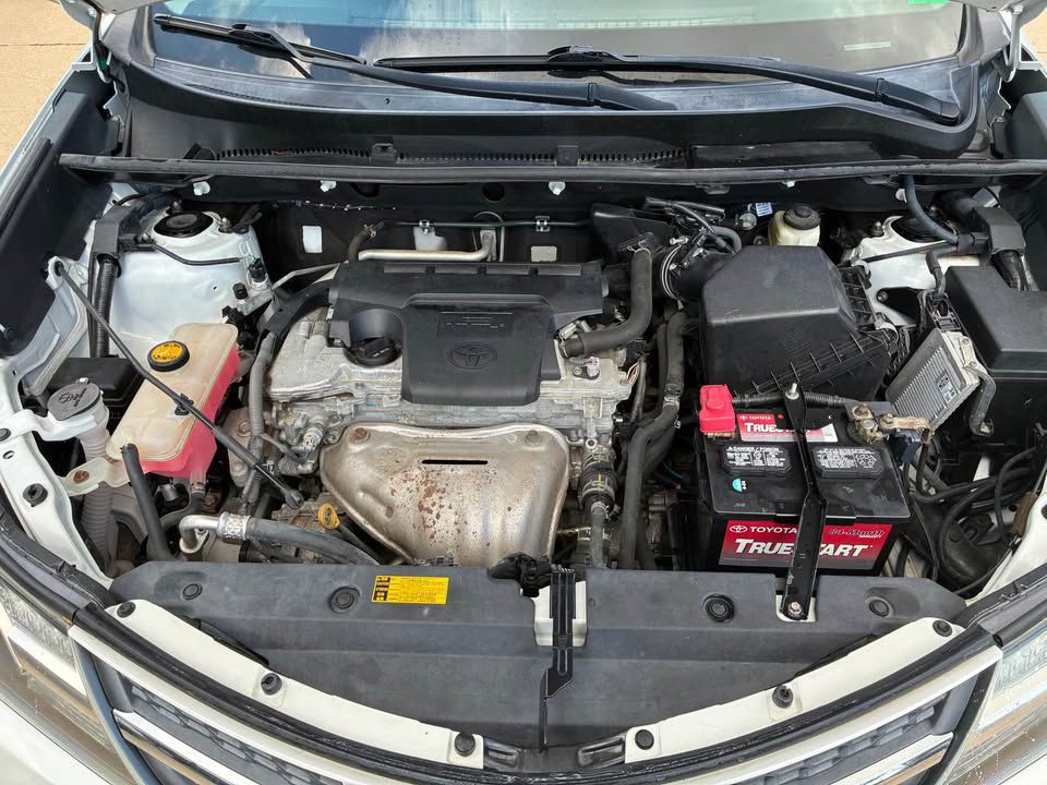 2014 Toyota Rav4 Image 11