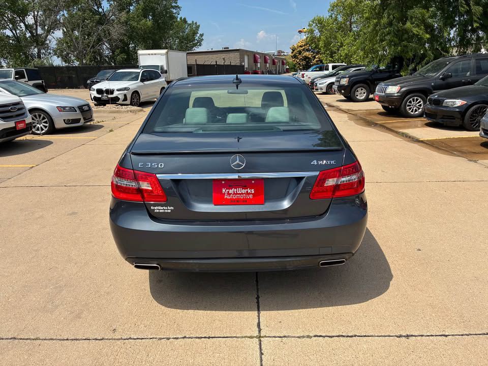 2013 Mercedes-Benz E-Class Image 5