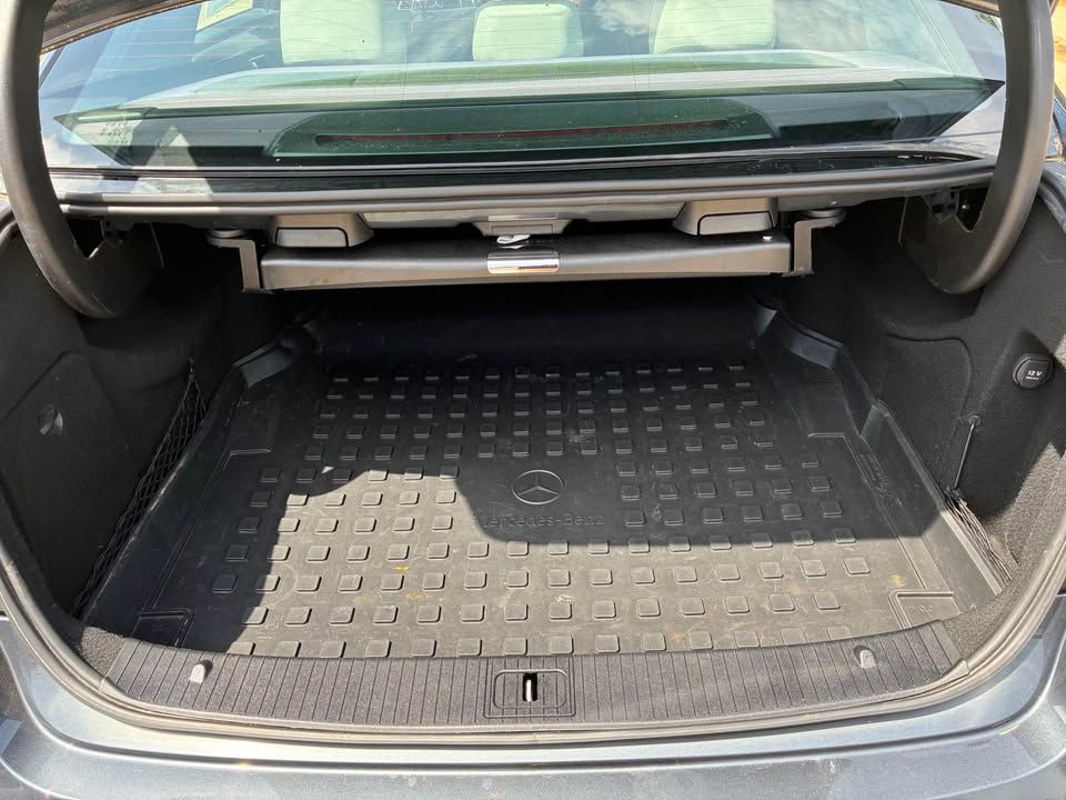2013 Mercedes-Benz E-Class Image 10