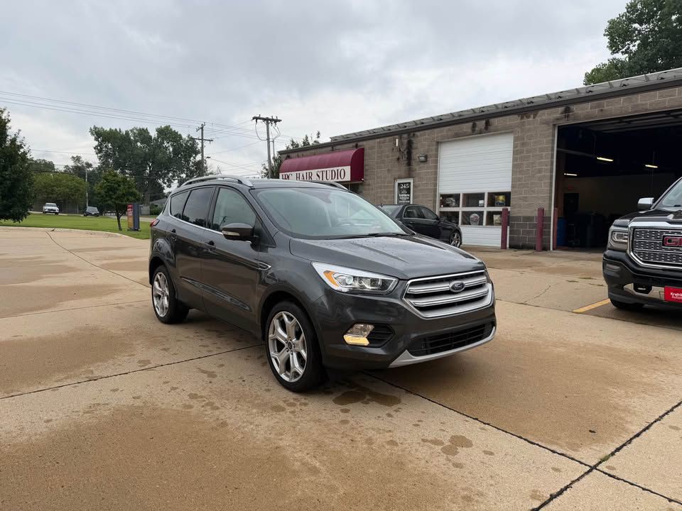 2019 Ford Escape Image 3