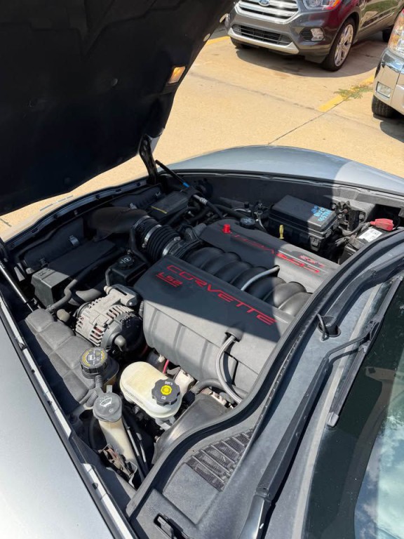 2005 Chevrolet Corvette Image 11