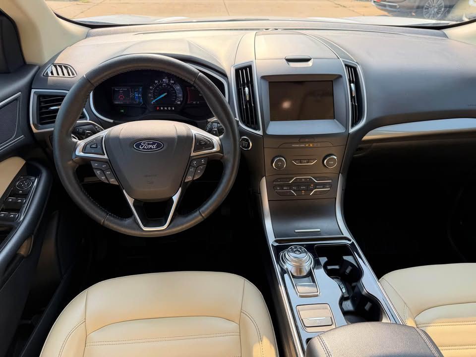2019 Ford Edge Image 7