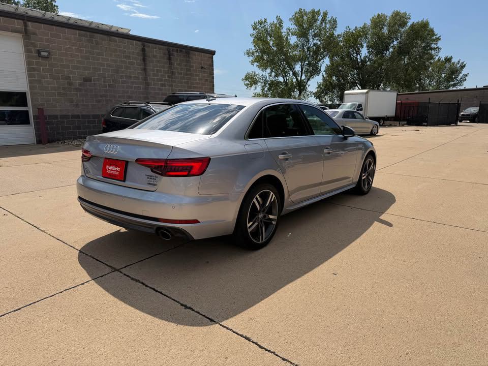 2017 Audi A4 Image 4