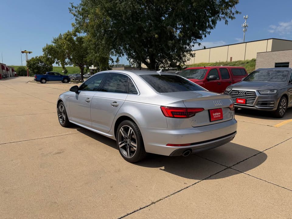 2017 Audi A4 Image 6