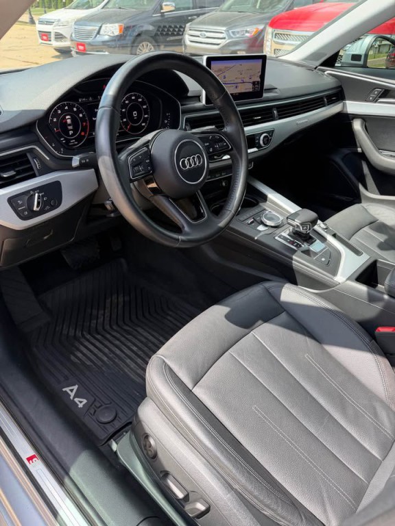 2017 Audi A4 Image 8