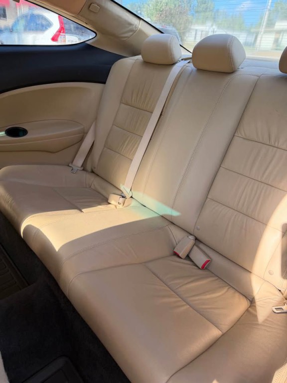 2010 Honda Accord Image 9