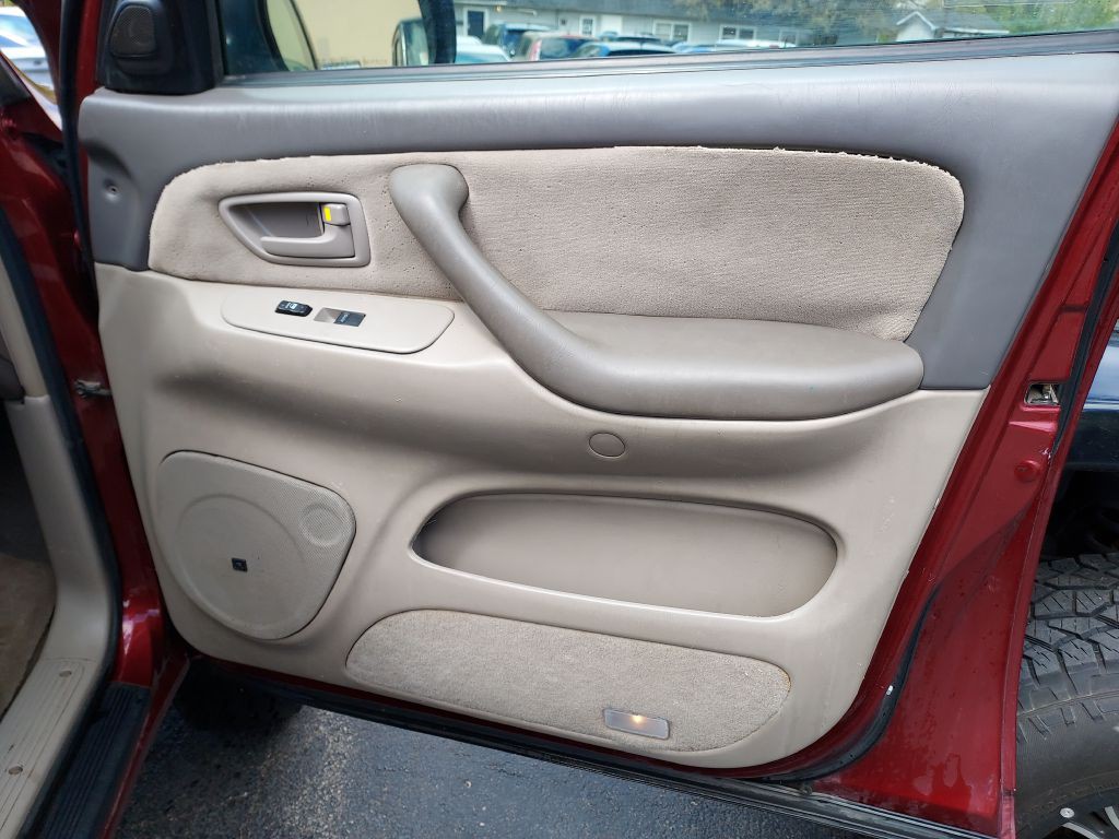 2006 Toyota Sequoia Image 13