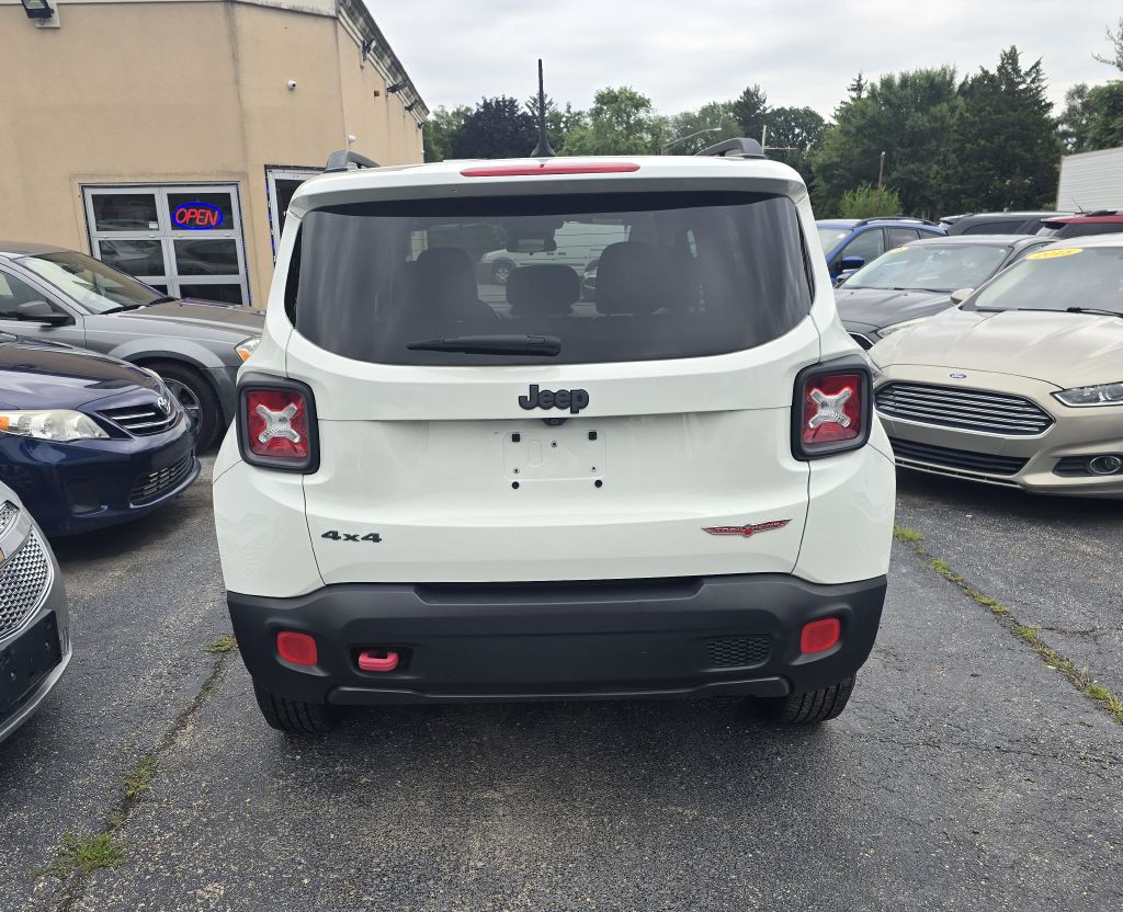 2016 Jeep Renegade Image 4