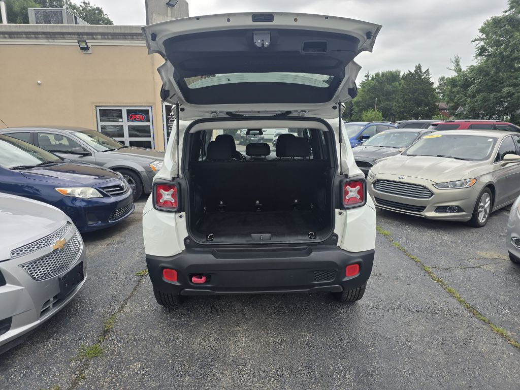 2016 Jeep Renegade Image 5