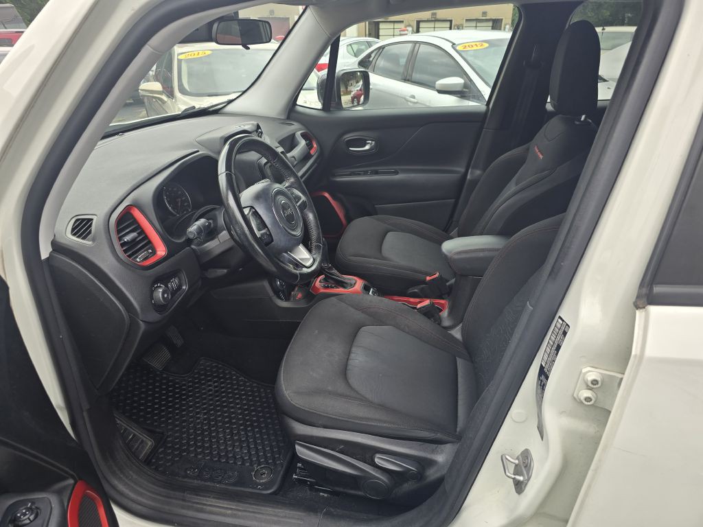 2016 Jeep Renegade Image 6
