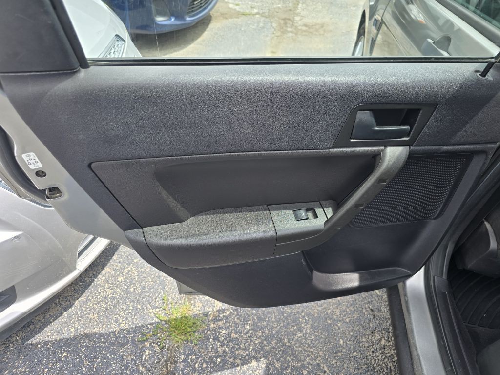2008 Ford Focus Image 10