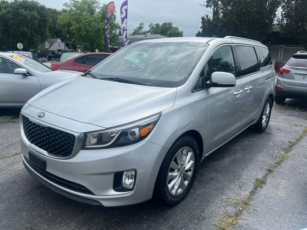 2016 Kia Sedona Image 3