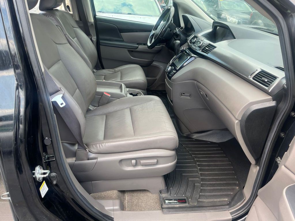 2014 Honda Odyssey Image 12