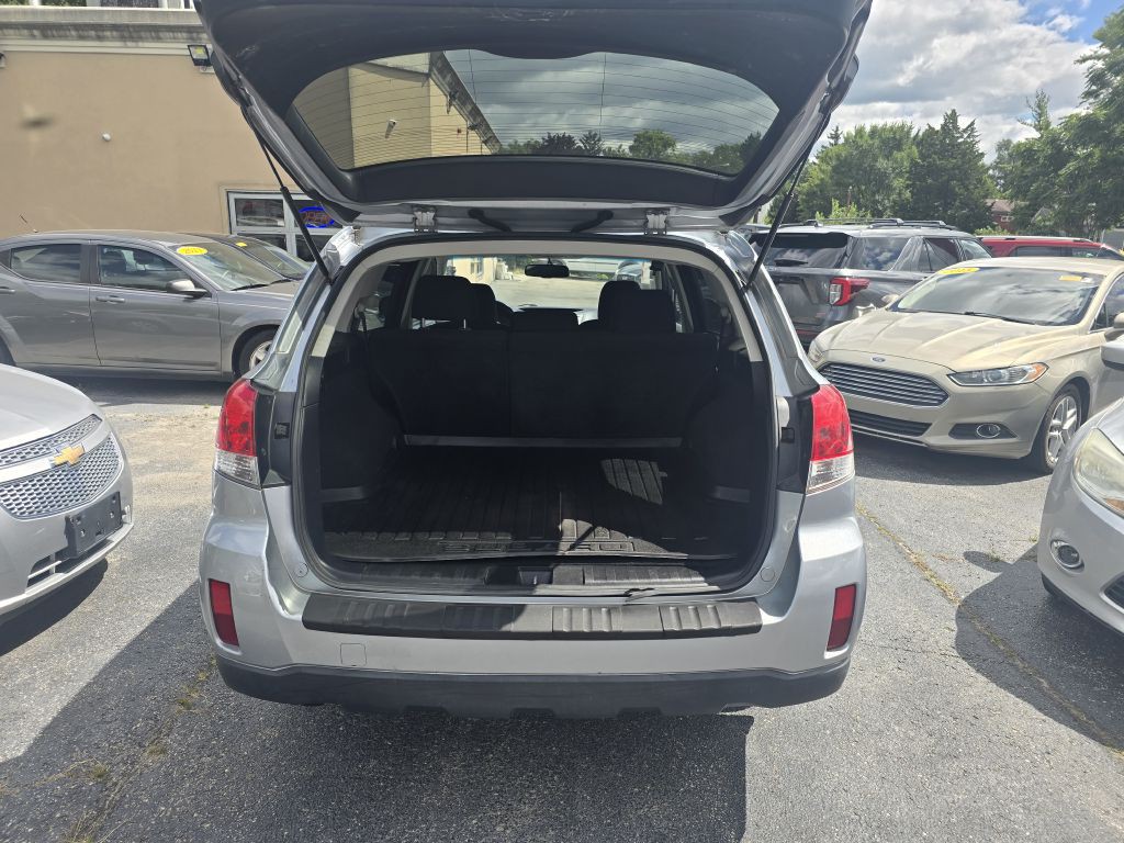 2013 Subaru Outback Image 5