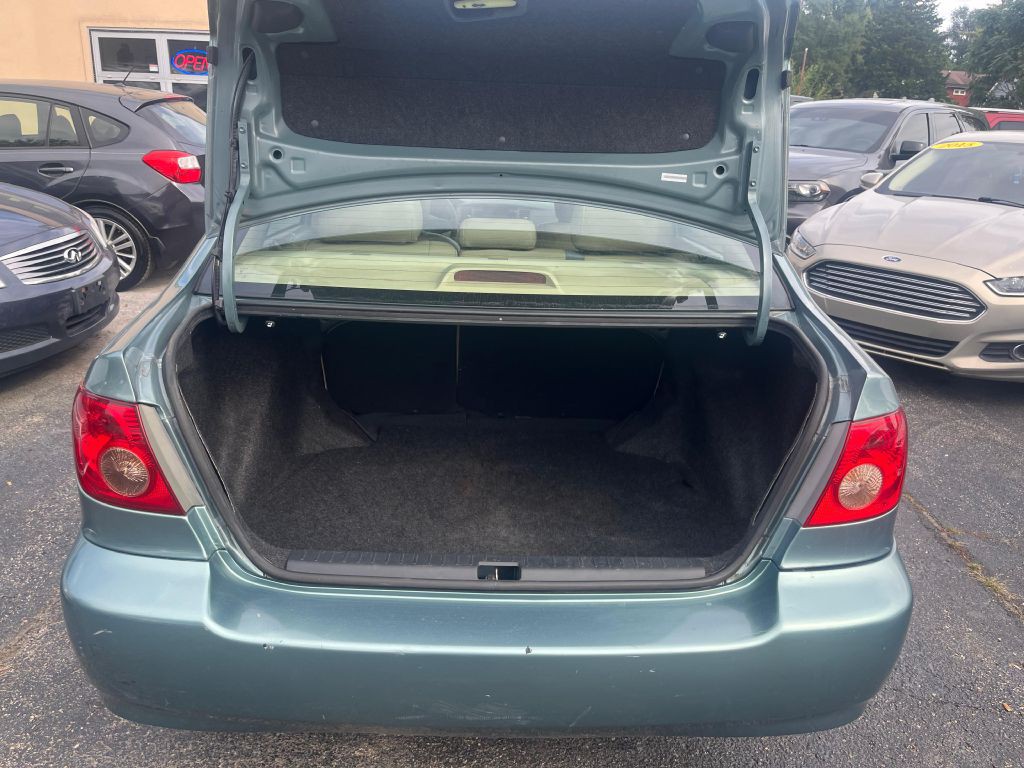 2005 Toyota Corolla Image 5