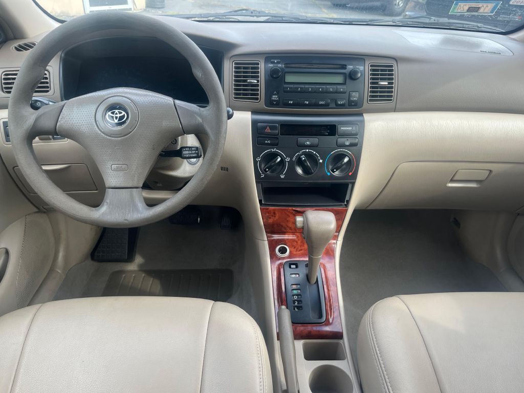 2005 Toyota Corolla Image 8