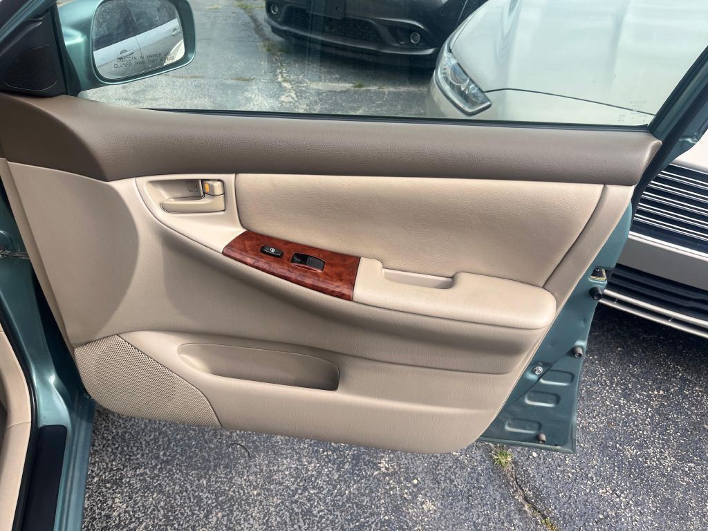 2005 Toyota Corolla Image 9