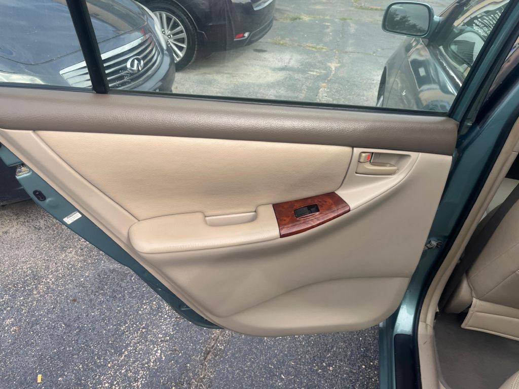 2005 Toyota Corolla Image 11