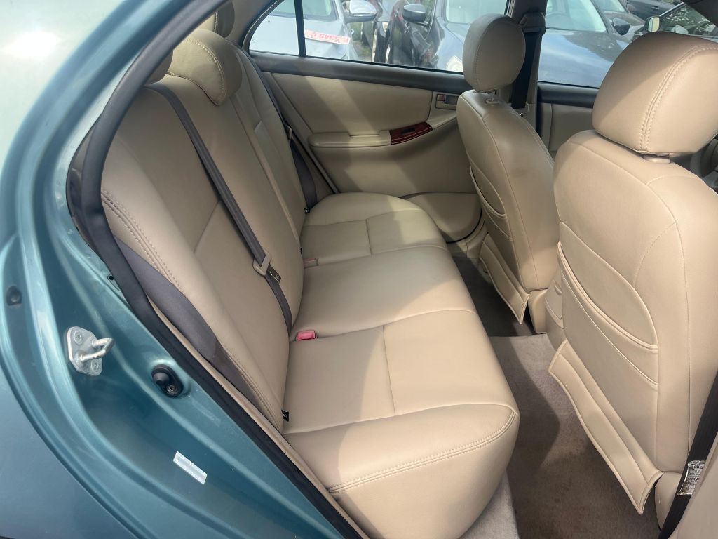 2005 Toyota Corolla Image 12