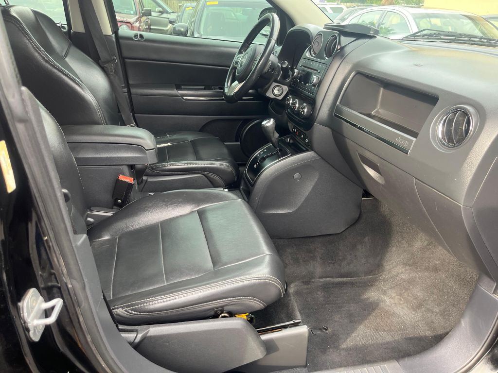 2012 Jeep Compass Image 9