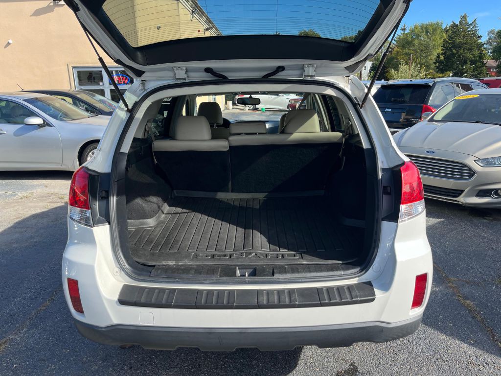 2013 Subaru Outback Image 5