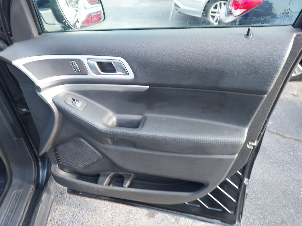 2013 Ford Explorer Image 14