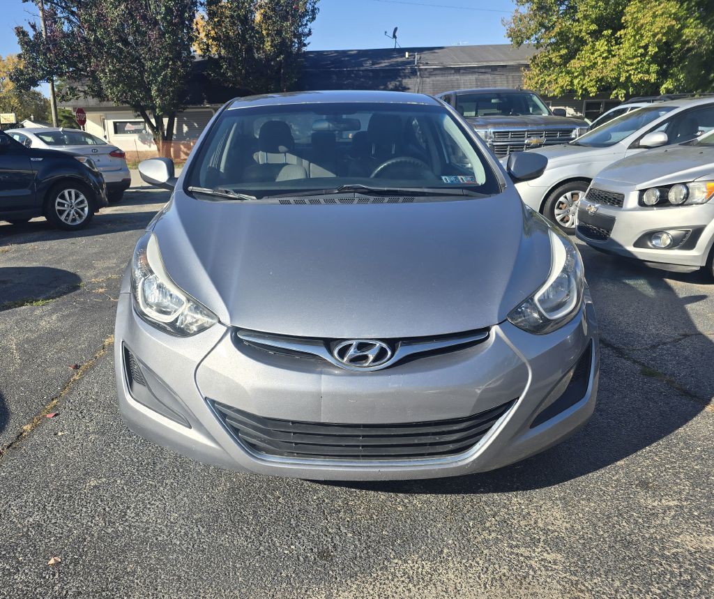 2016 Hyundai Elantra Image 2