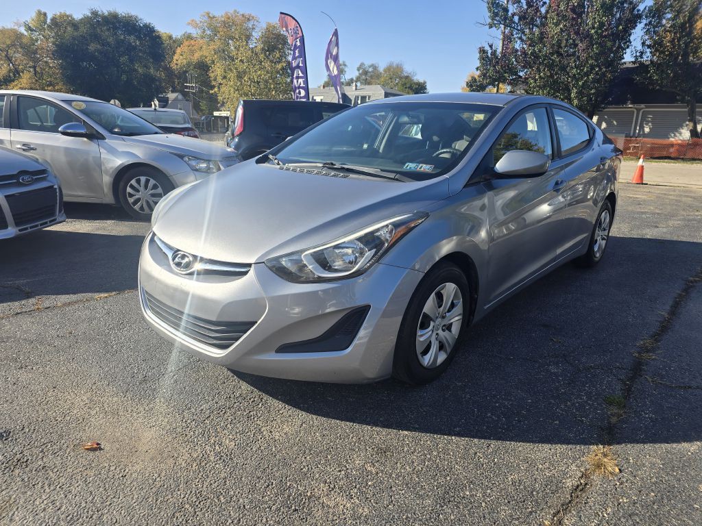 2016 Hyundai Elantra Image 3