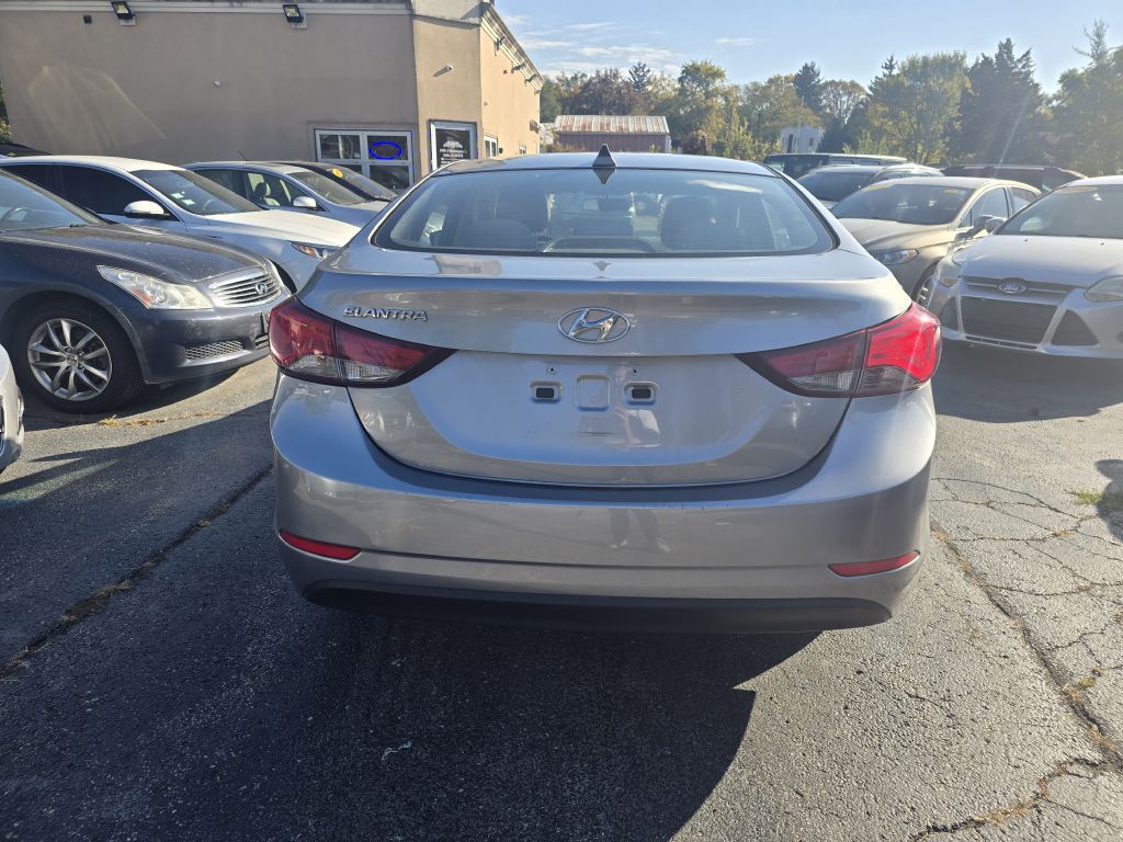 2016 Hyundai Elantra Image 5
