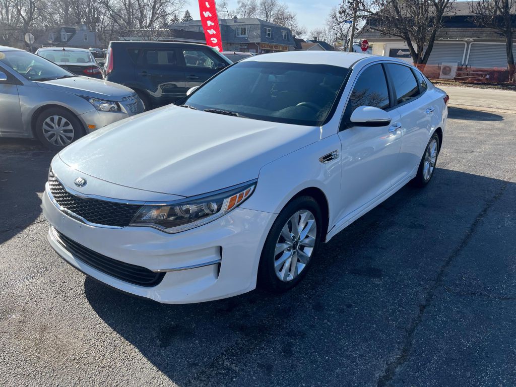 2017 Kia Optima Image 3