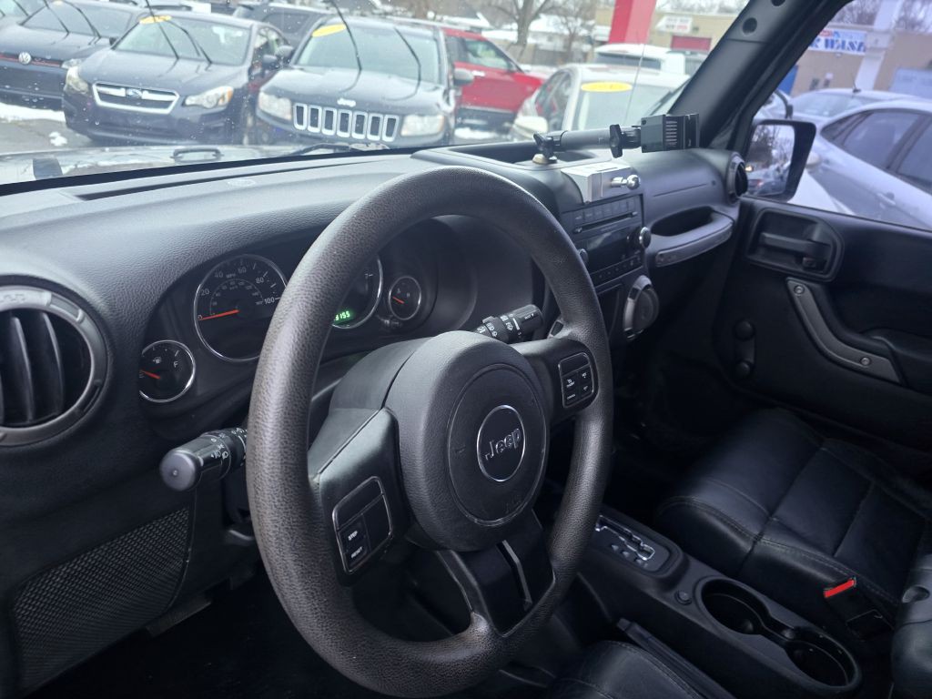 2012 Jeep Wrangler Image 7