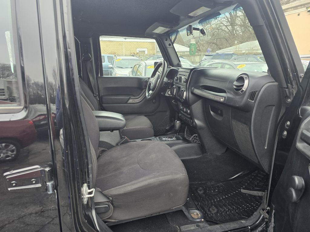 2014 Jeep Wrangler Unlimited Image 9