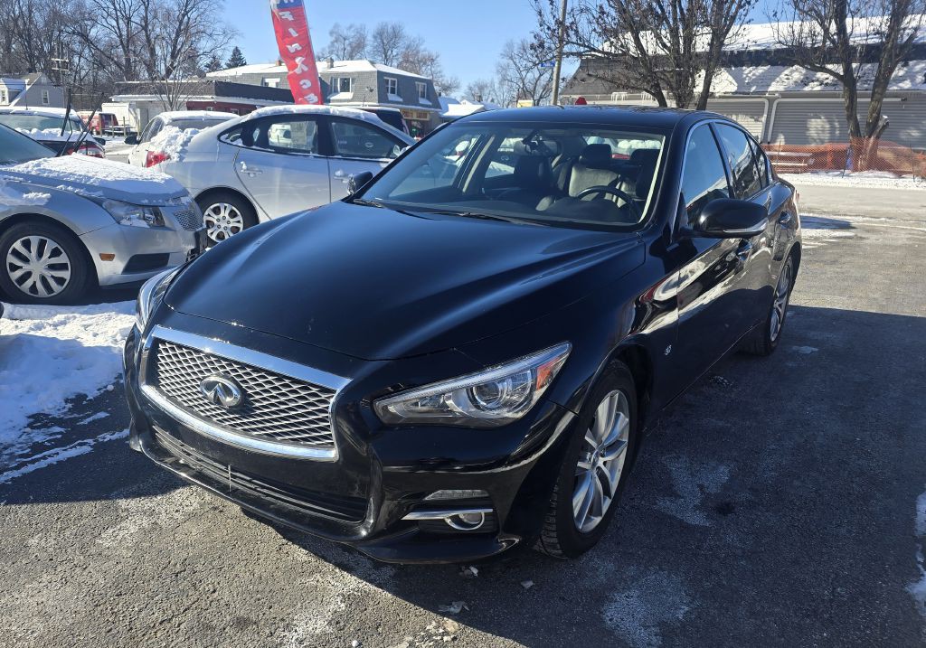 2015 INFINITI Q50 Image 3