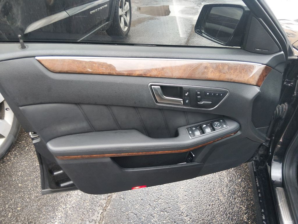 2013 Mercedes-Benz E-Class Image 5