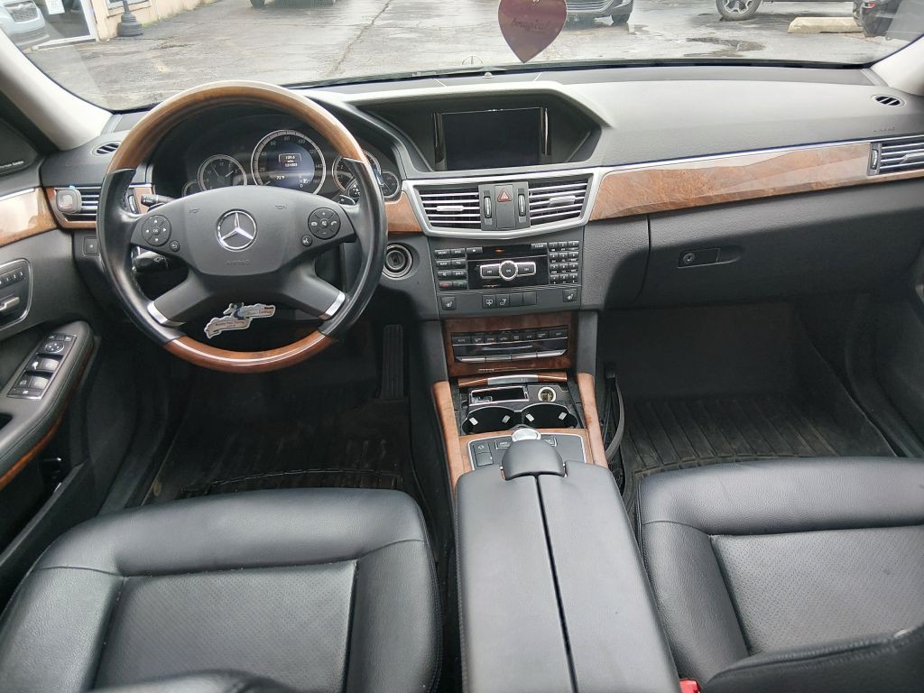 2013 Mercedes-Benz E-Class Image 6