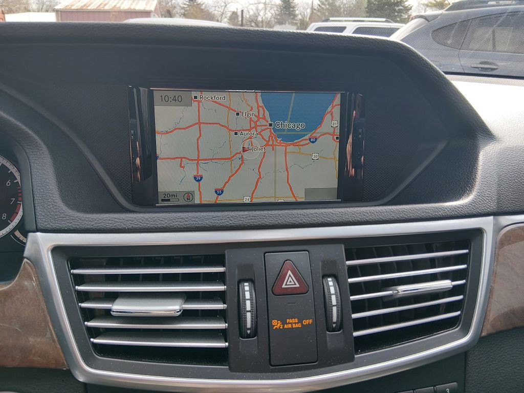 2013 Mercedes-Benz E-Class Image 10