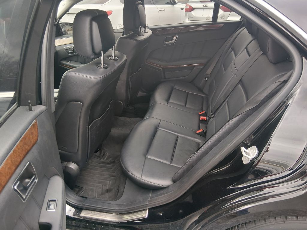 2013 Mercedes-Benz E-Class Image 15