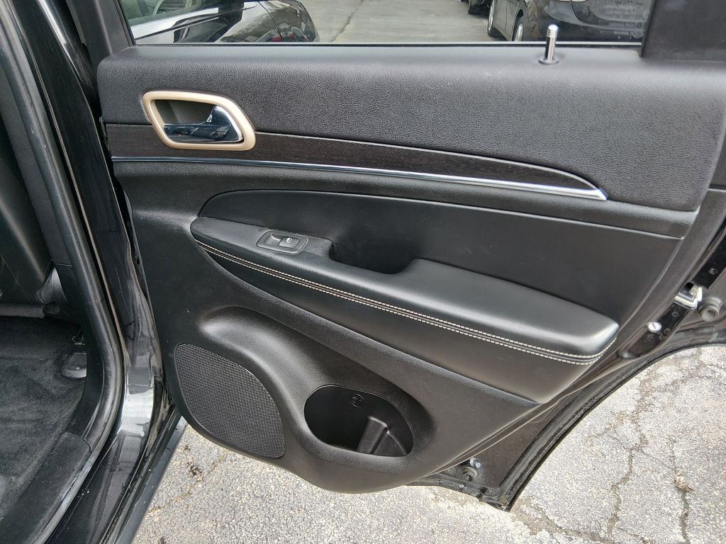 2014 Jeep Grand Cherokee Image 18