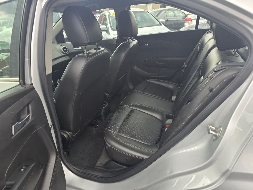 2016 Chevrolet Sonic Image 14
