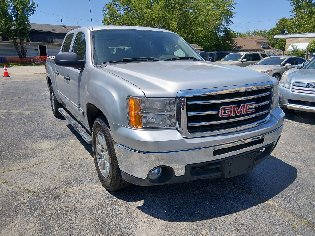 2013 GMC Sierra Image 1