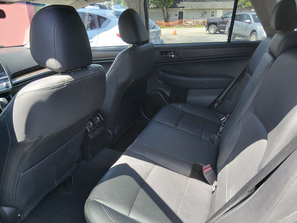 2016 Subaru Outback Image 13