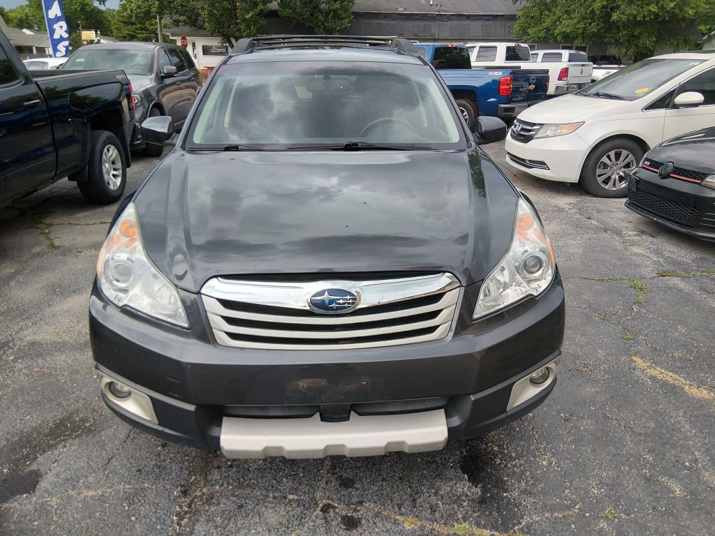2011 Subaru Outback Image 2