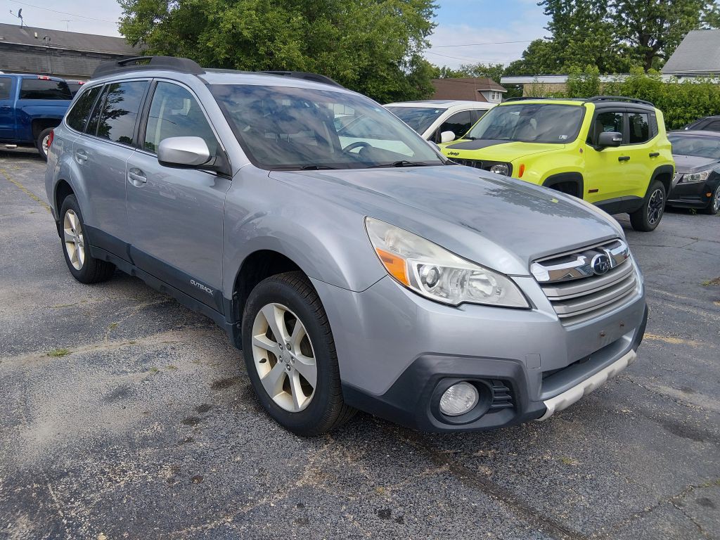 2013 Subaru Outback Image 1