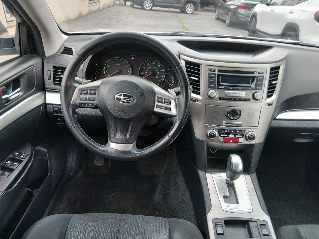 2013 Subaru Outback Image 7