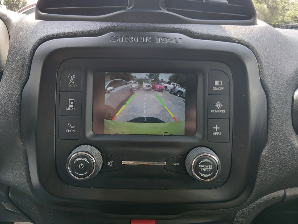 2017 Jeep Renegade Image 10