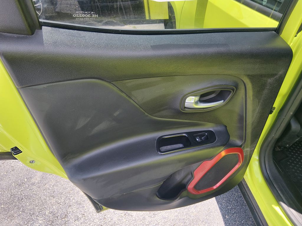 2017 Jeep Renegade Image 15